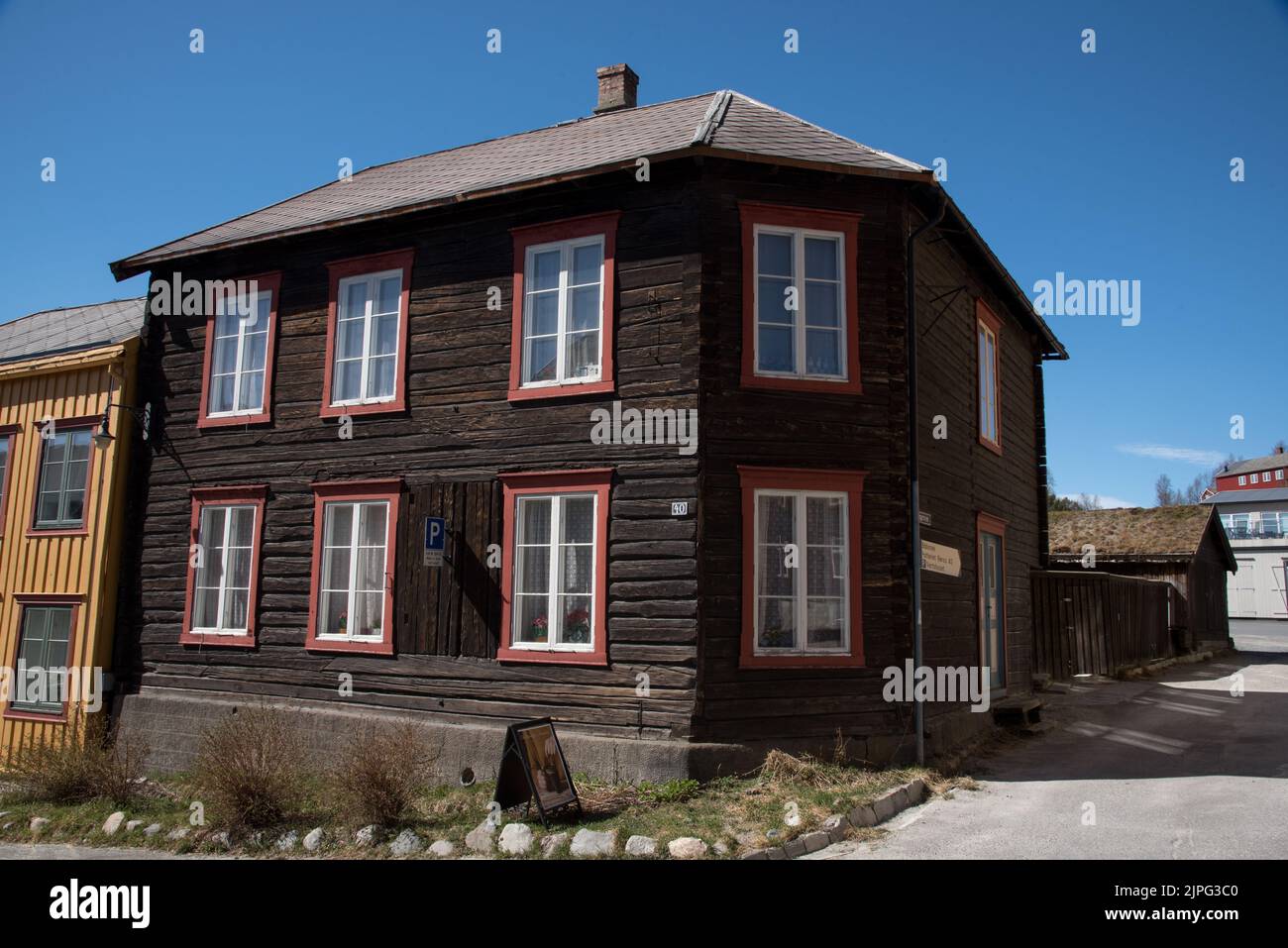 Røros is a copper mining town with some historic wooden buildings in ...