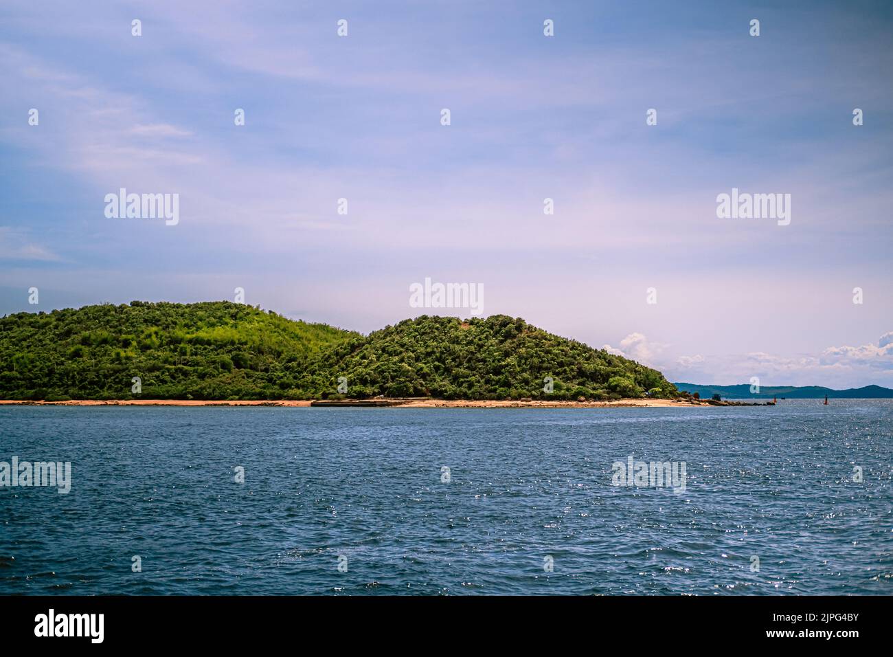 Sak island (Koh Sak). Beautiful sea at Chonburi, Thailand Stock Photo Alamy