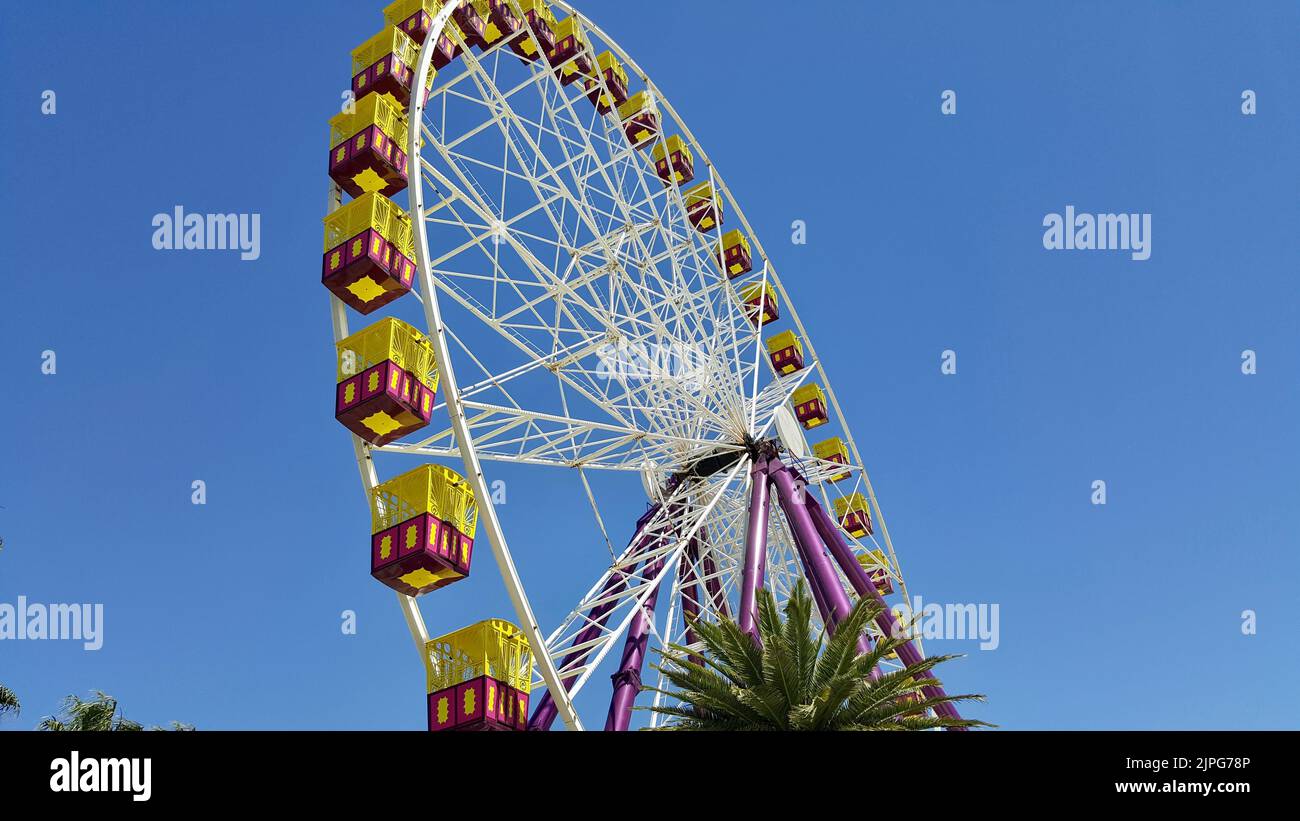 A lowangle shot of the Ferris wheel at Geelong beach, Victoria