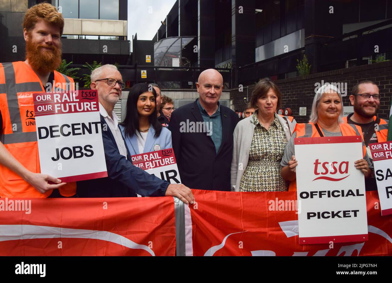 London, UK. 18th August 2022. Jeremy Corbyn, Labour MP for Coventry South Zarah Sultana, RMT general secretary Mick Lynch and TUC general secretary Frances O'Grady join the picket line outside Euston Station as rail strikes hit the UK. Rail workers and union members staged further walkouts over pay. Credit: Vuk Valcic/Alamy Live News Stock Photo