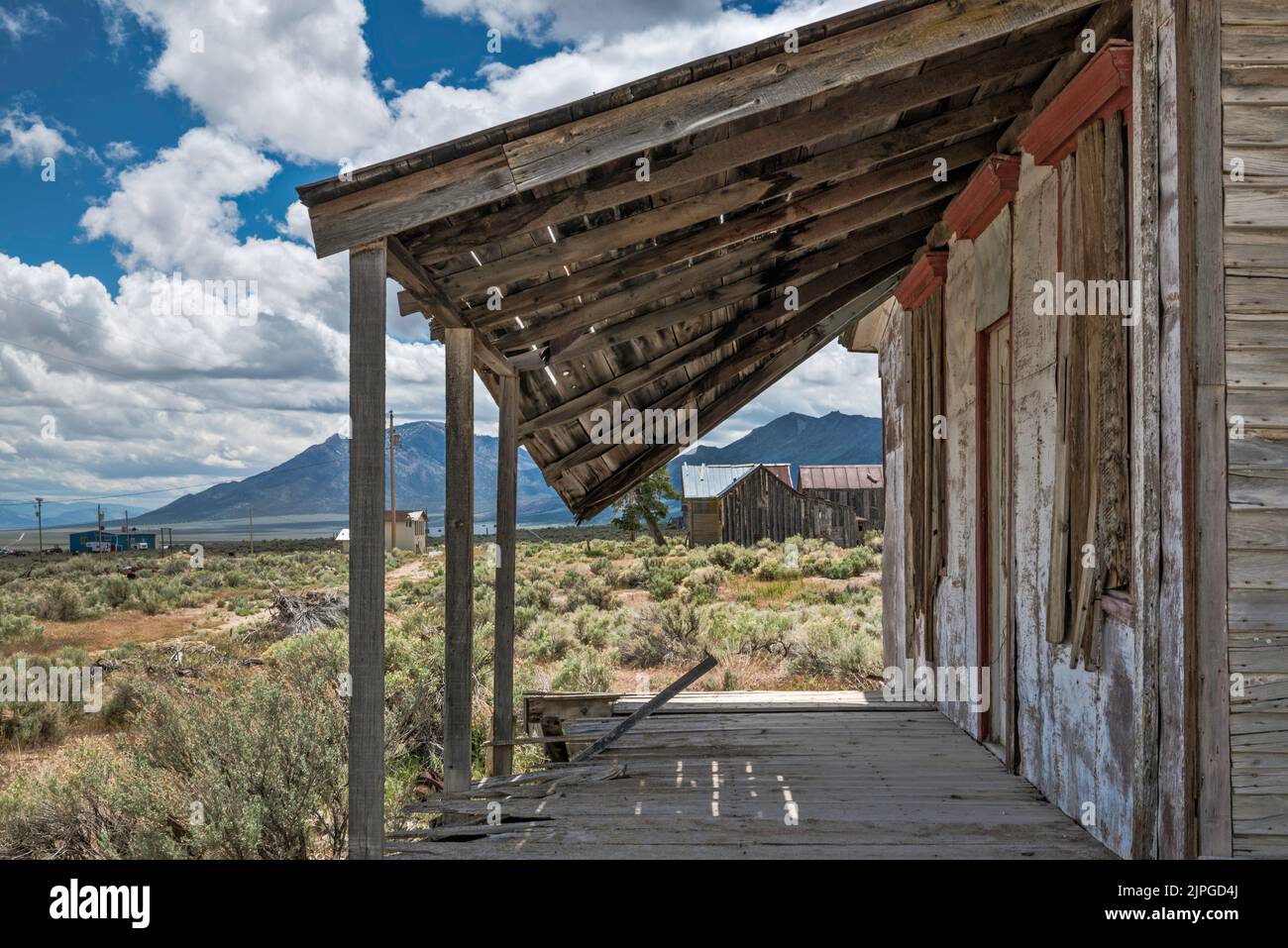 Building ghost town in hi-res stock photography and images - Alamy