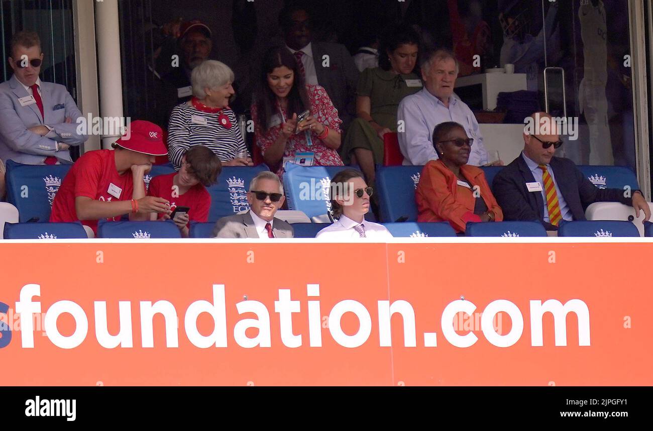 Angus lineker hires stock photography and images Alamy