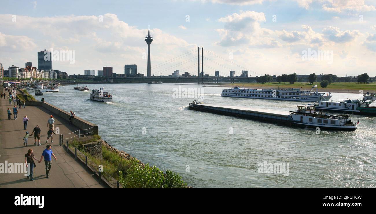 boating, düsseldorf, rhine river, dusseldorfs, rhine, rhine rivers Stock Photo