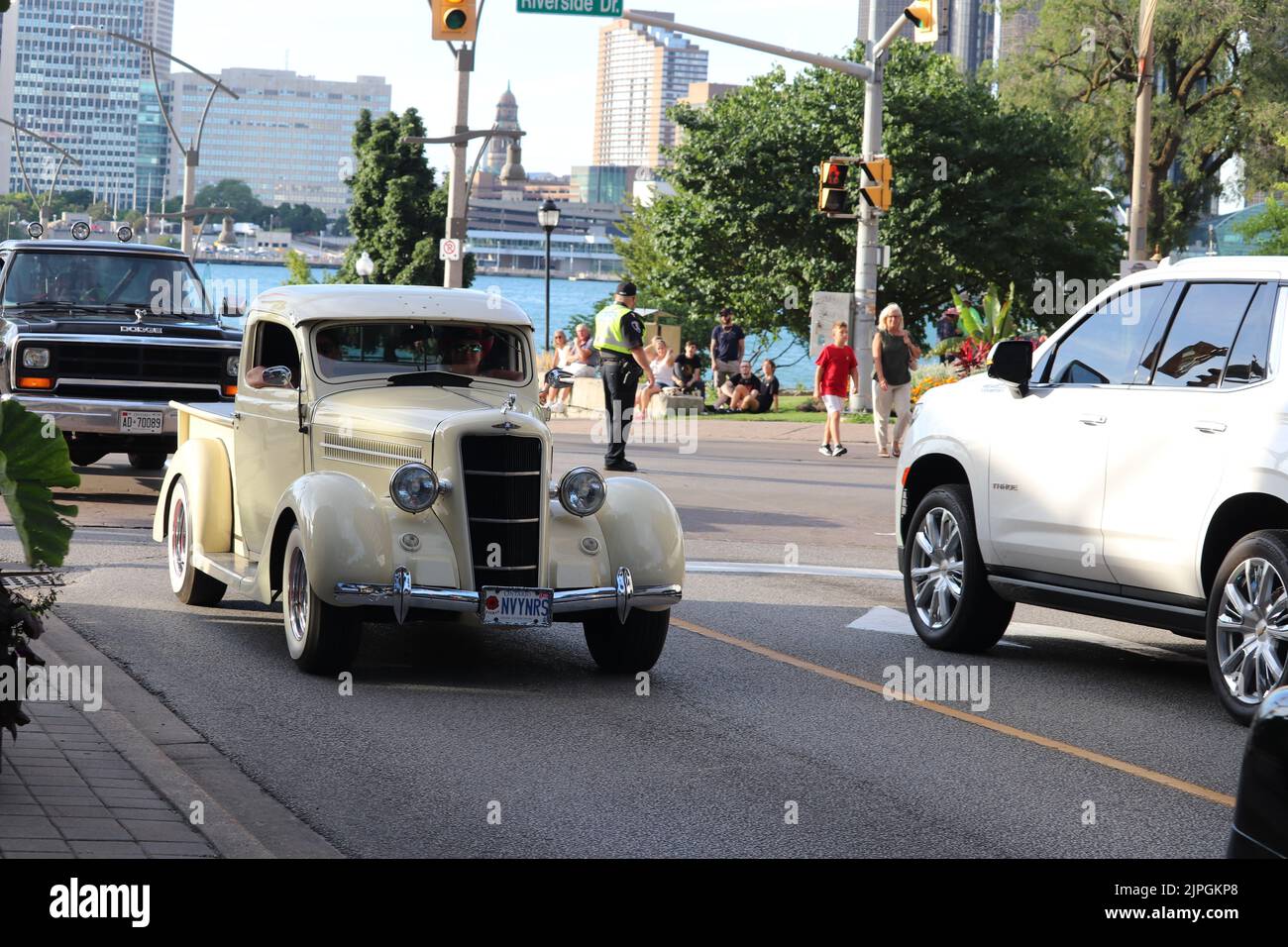 2022 Ouellette Car Cruise Windsor Ontario Stock Photo Alamy