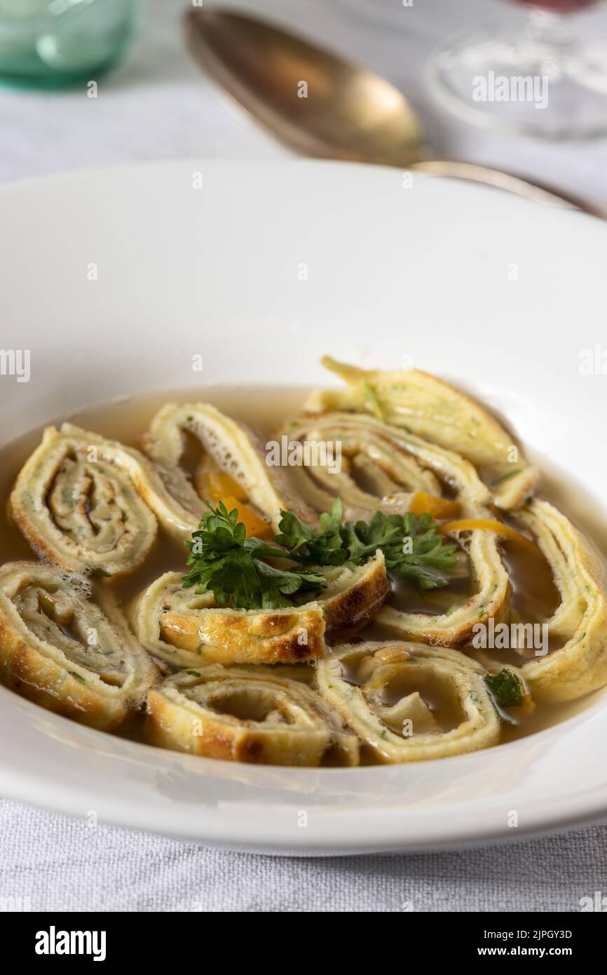 pancake soup, fritatten, frittatensuppe, pancake soups Stock Photo - Alamy
