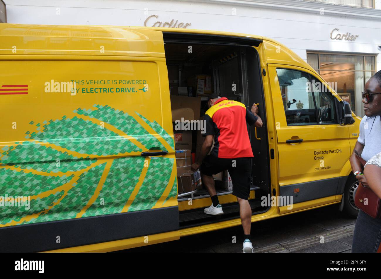 DEUTSCHE POST PACKET intelligence overview