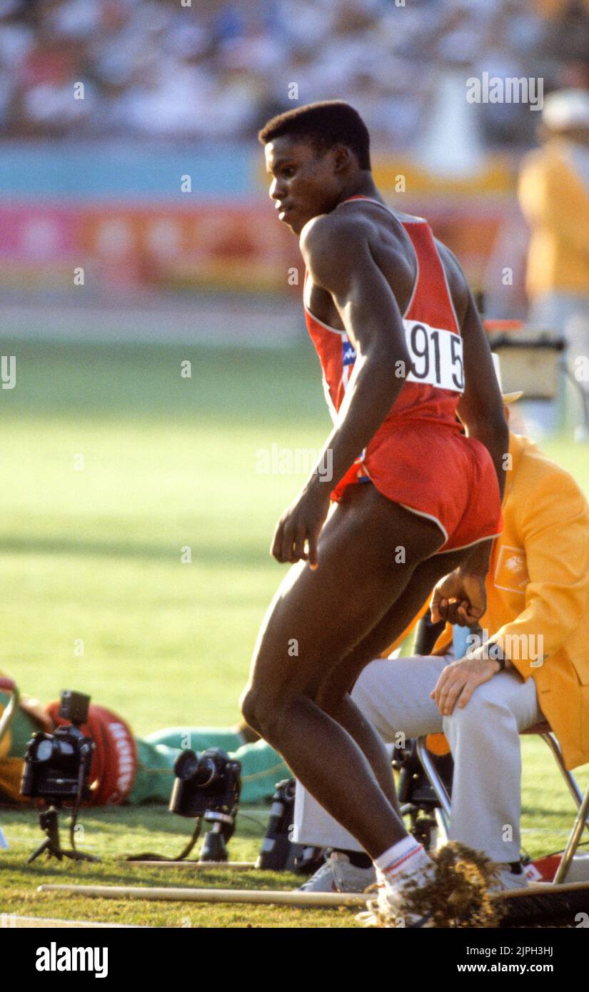 OLYMPIC SUMMER GAMES IN LOS ANGELES 1984 CARL LEWIS USA long jump Stock Photo