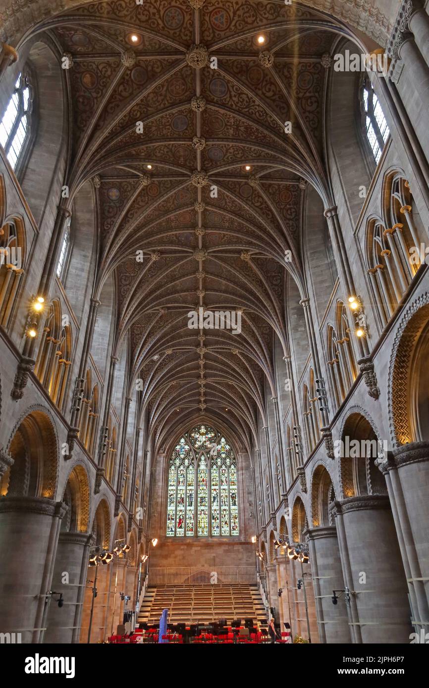 Interior ceiling and roof of Hereford cathedral - 5 College Cloisters, Cathedral Close, HR1 2NG Stock Photo