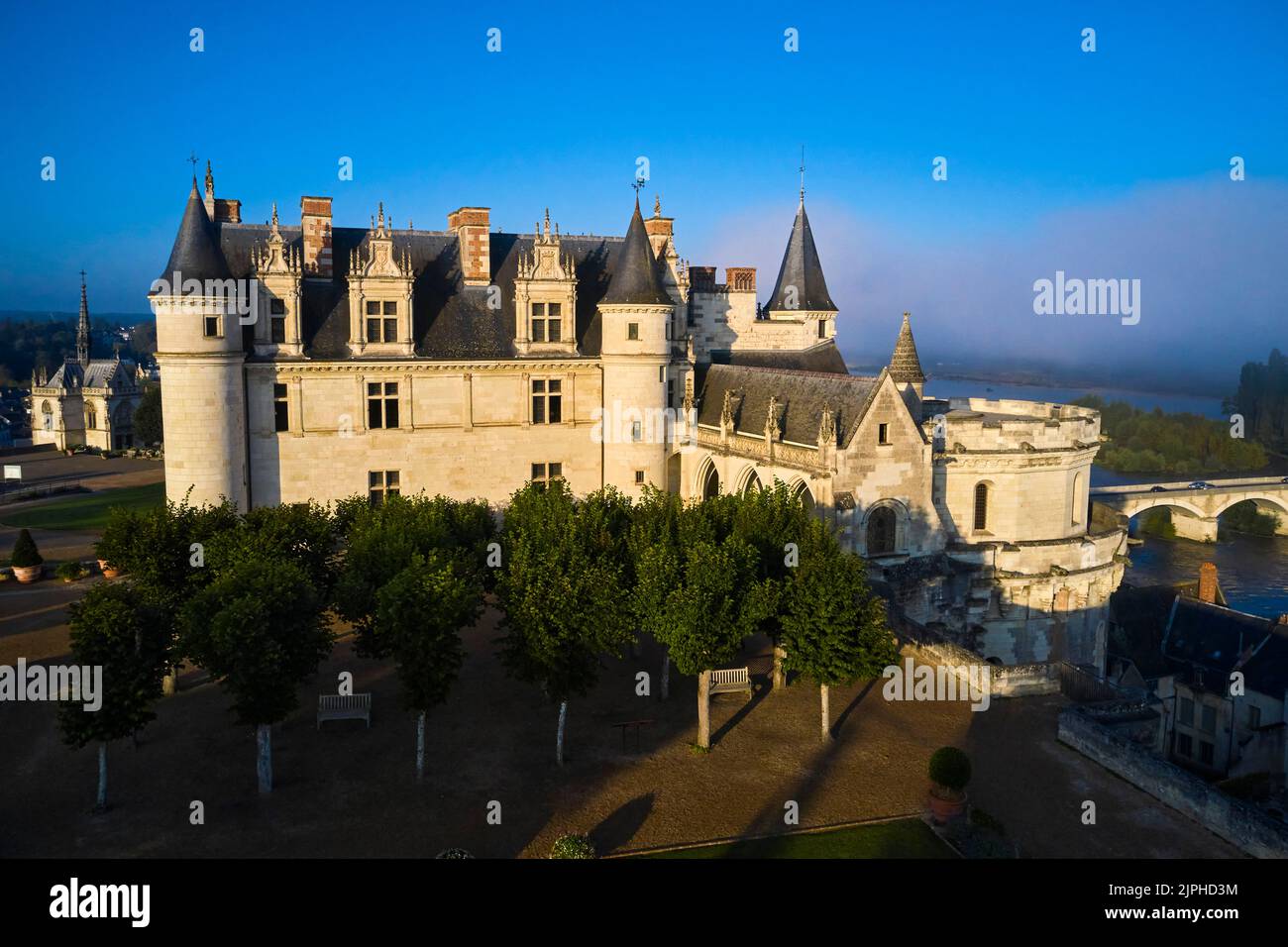 France, Indre-et-Loire (37), Amboise, Loire Valley listed as World Heritage by UNESCO, Loire Valley Castles, royal castle of Amboise with gadens Stock Photo