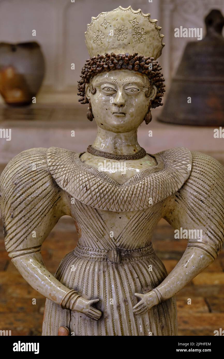 France, Cher (18), Henrichemont, La Borne, village of potters, pottery