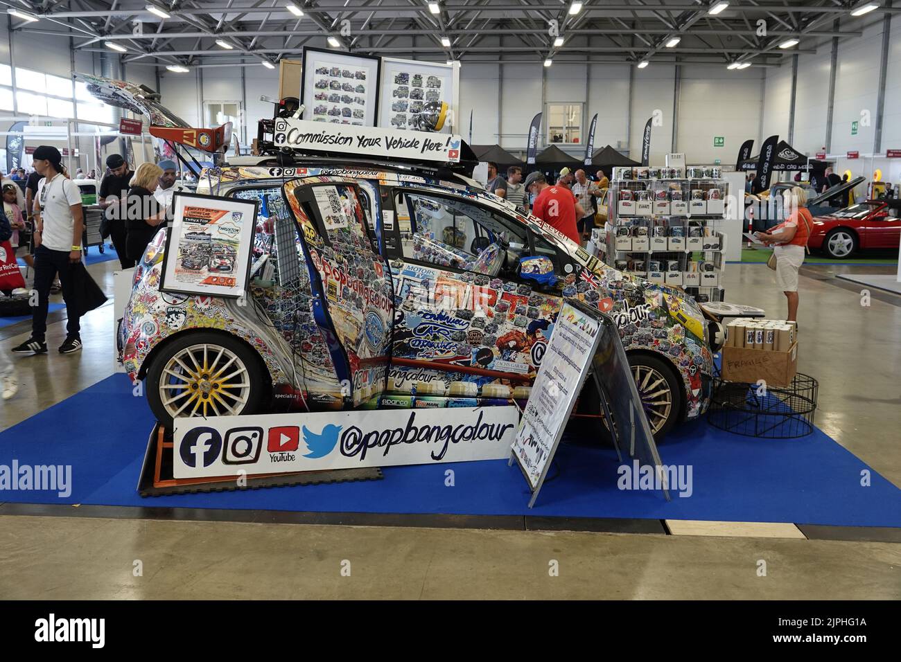 Popbangcolour hi-res stock photography and images - Alamy