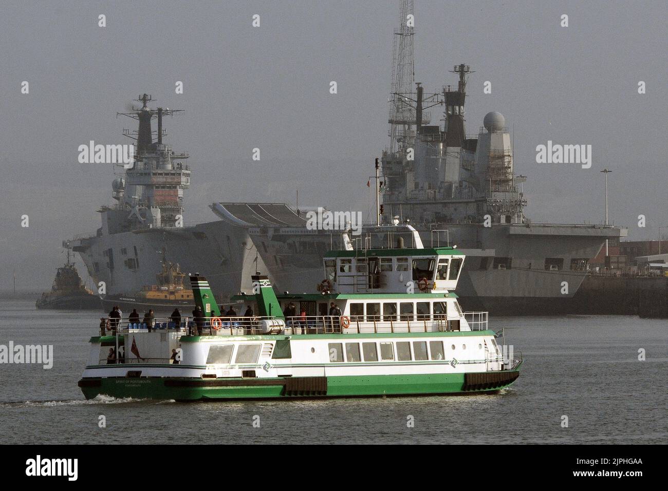 GOSPORT FERRY, SPIRIT OF PORTSMOUTH ,PASSES HMS INVINCIBLE AND HMS ARK ROYAL PIC MIKE WALKER, MIKE WALKER PICTURES,2011 1 Stock Photo
