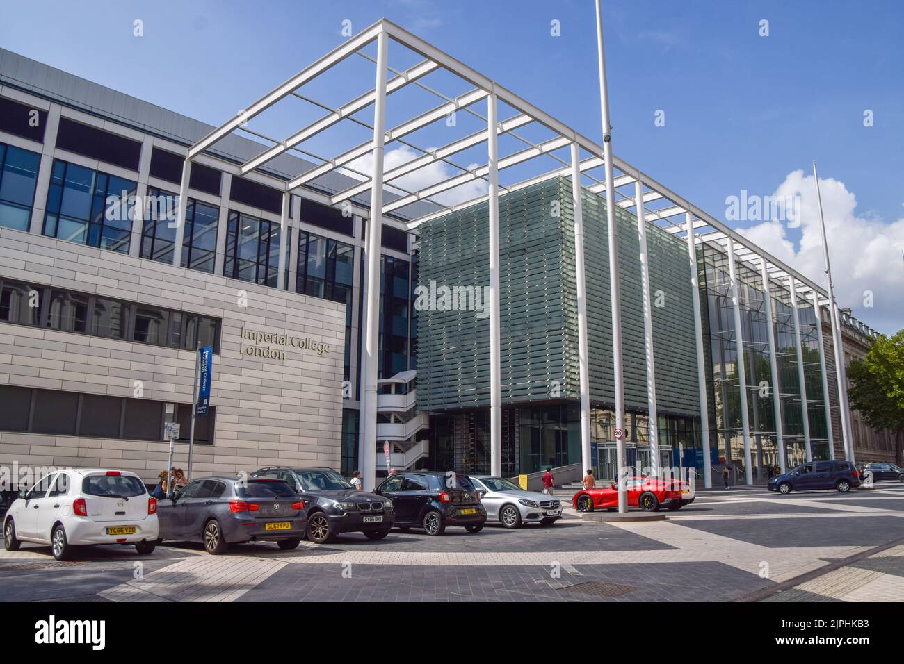 Imperial College, Exhibition Road exterior view. London, UK, 18th August 2022. Stock Photo