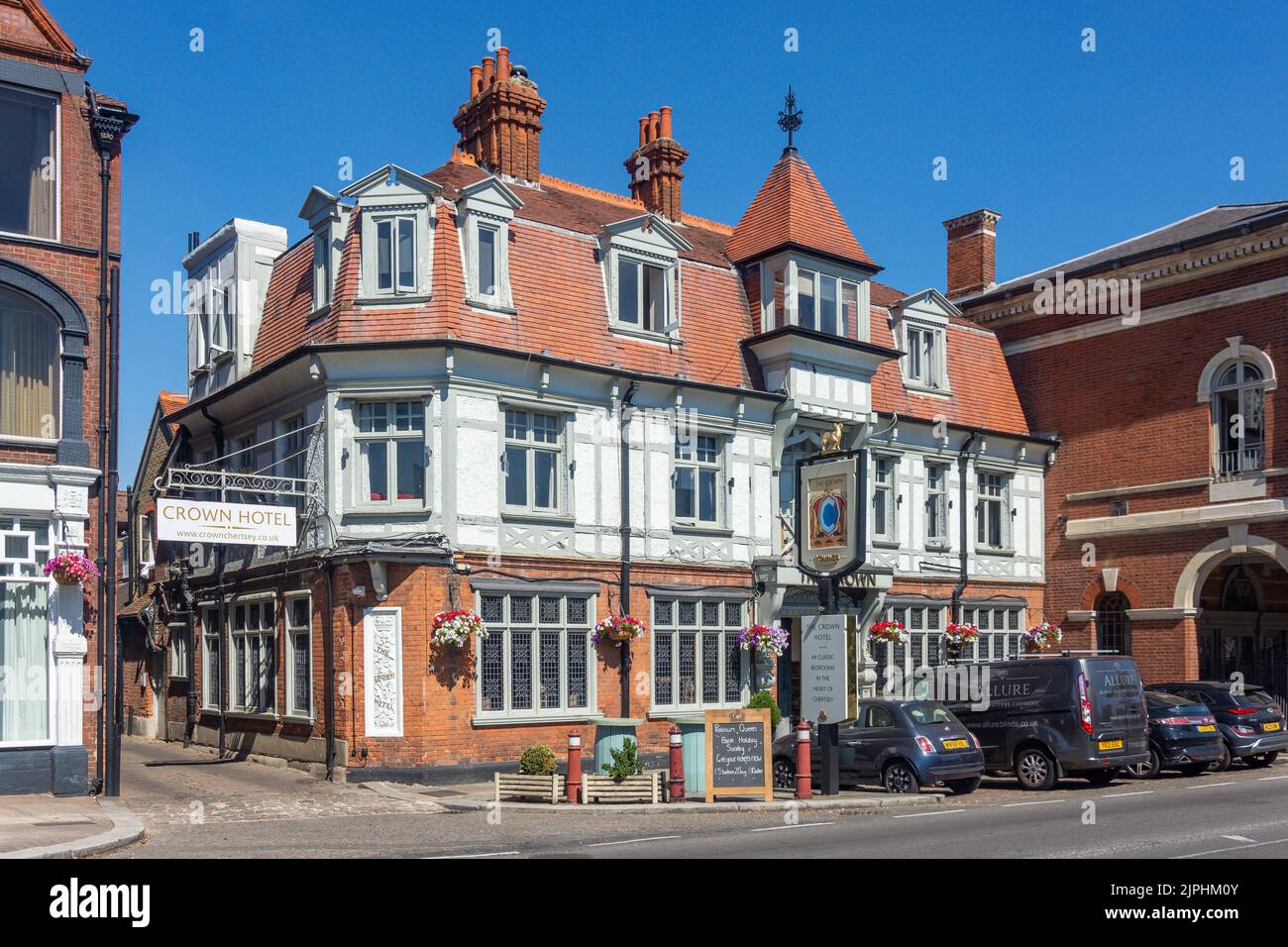 The crown hotel historic chertsey surrey county roundabout town hi-res ...