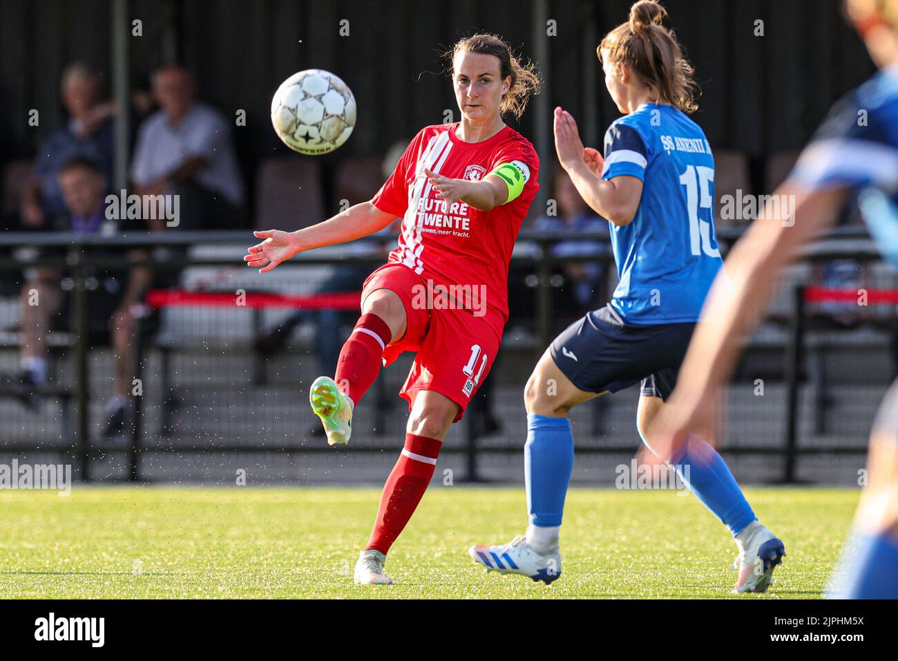 ENSCHEDE, THE NETHERLANDS - AUGUST 18: Renate Jansen Of FC Twente ...