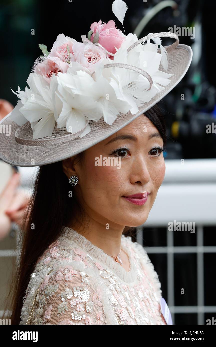 Ascot, UK. 18th June, 2022. Royal Ascot 2022The best and boldest looks