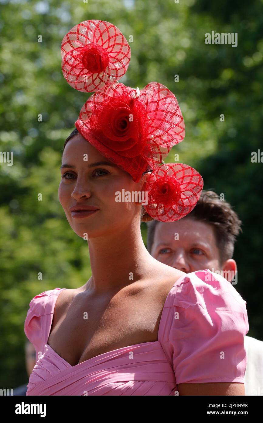 Ascot, UK. 18th June, 2022. Royal Ascot 2022The best and boldest looks