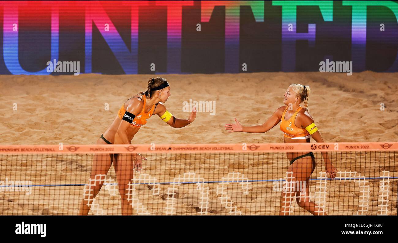 MUNICH - Katja Stam (l) and Raïsa Schoon (r) in action during the preliminary round of beach volleyball for women on the eighth day of the Multi-European Championship. The German city of Munich will host a combined European Championship of various sports in 2022. ANP IRIS VAN DEN BROEK Stock Photo