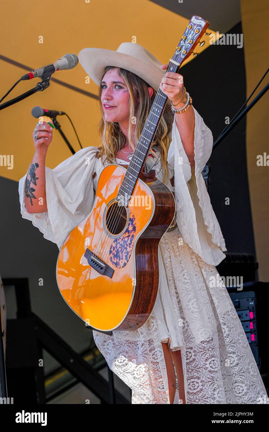 Sierra Ferrell, Edmonton Folk Music Festival, Edmonton Alberta, Canada(05)