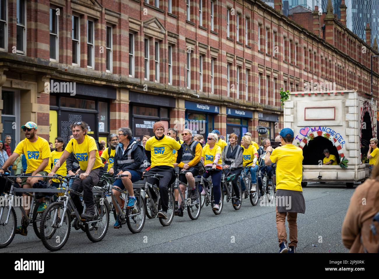 Manchester Day Parade, 19 June 2022: Cyclists & Bicycles Stock Photo