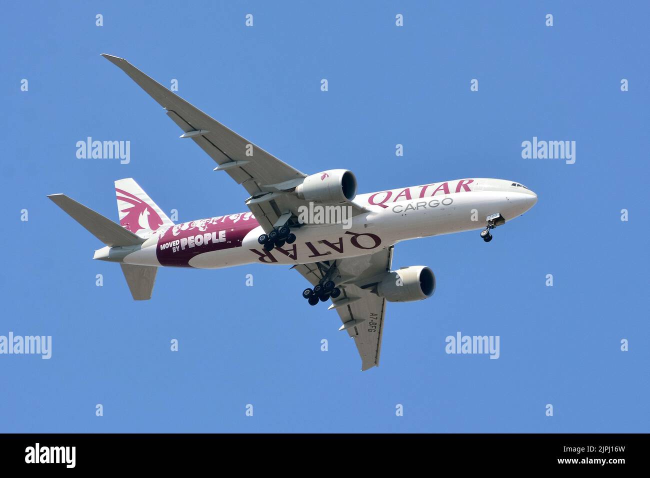 Qatar Cargo (is the state-owned flag carrier of Qatar), Boeing 777-FDZ ...