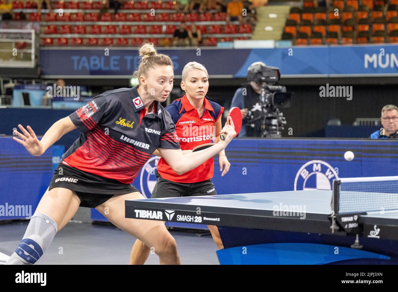 Munich, Germany. 18th Aug, 2022. Table Tennis: European Championship,  Doubles, Women, Final, Samara/Dragoman (Romania) - Polcanova  (Austria)/Sz·cs (Romania): Sofia Polcanova and Bernadette Szocs (r) in  action. Credit: Kolbert-Press/Gamel/dpa/Alamy Live