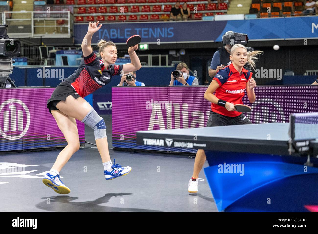 Munich, Germany. 18th Aug, 2022. Table Tennis: European Championship,  Doubles, Women, Final, Samara/Dragoman (Romania) - Polcanova  (Austria)/Sz·cs (Romania): Sofia Polcanova and Bernadette Szocs (r) in  action. Credit: Kolbert-Press/Gamel/dpa/Alamy Live