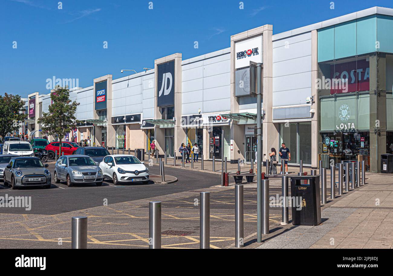 Row of shops at Borehamwood Shopping centre, Hertfordshire, England, UK. Stock Photo