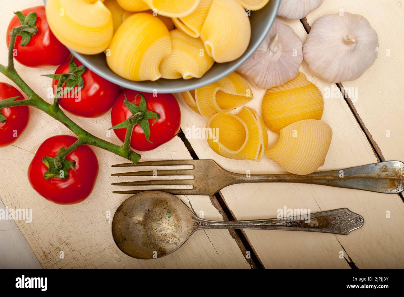 ingredient, pasta, italian cuisine, lumaconi, ingredients, noddles ...