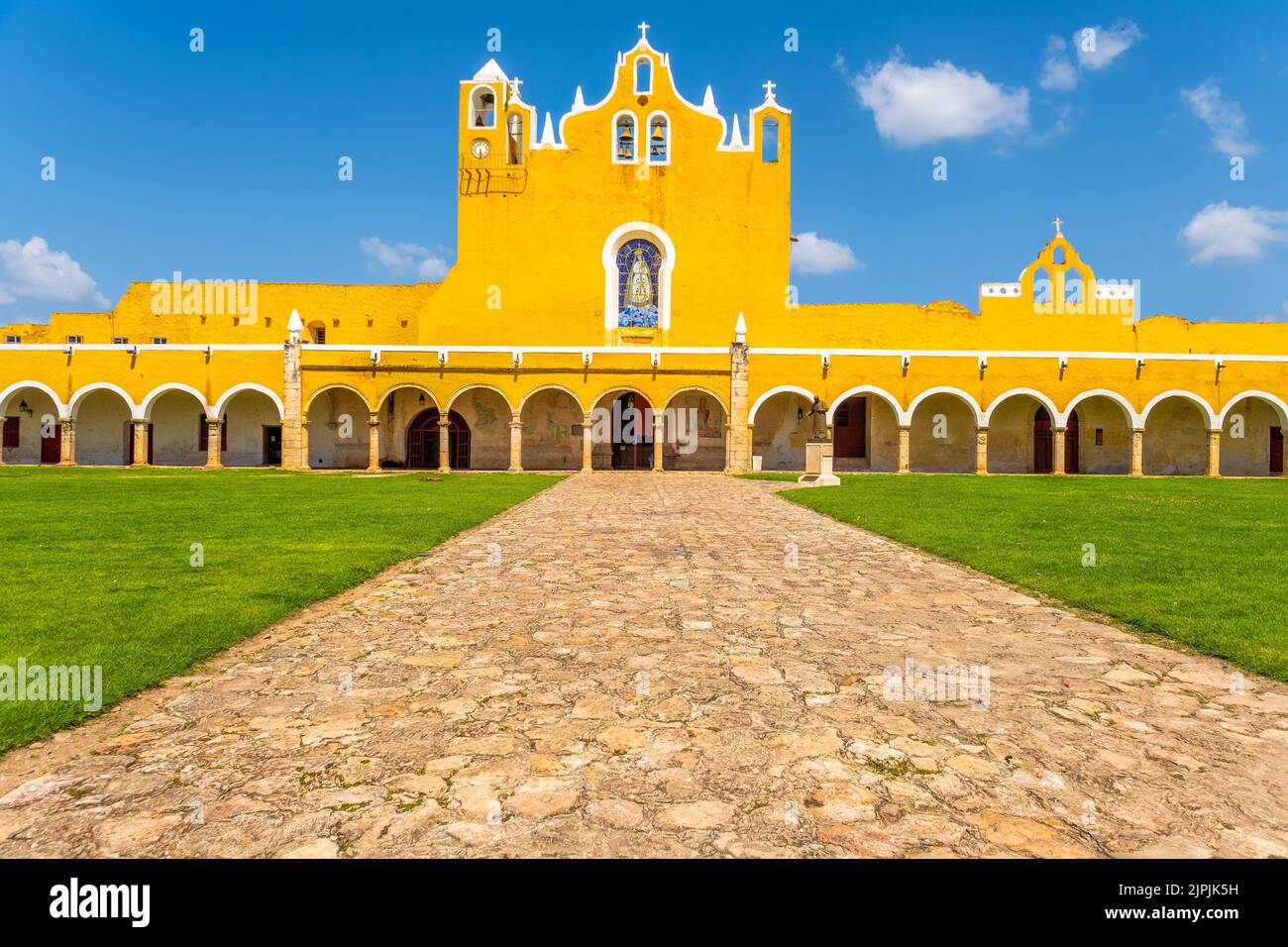 The San Antonio franciscan monastery at the yellow city of Izamal in Yucatan Stock Photo