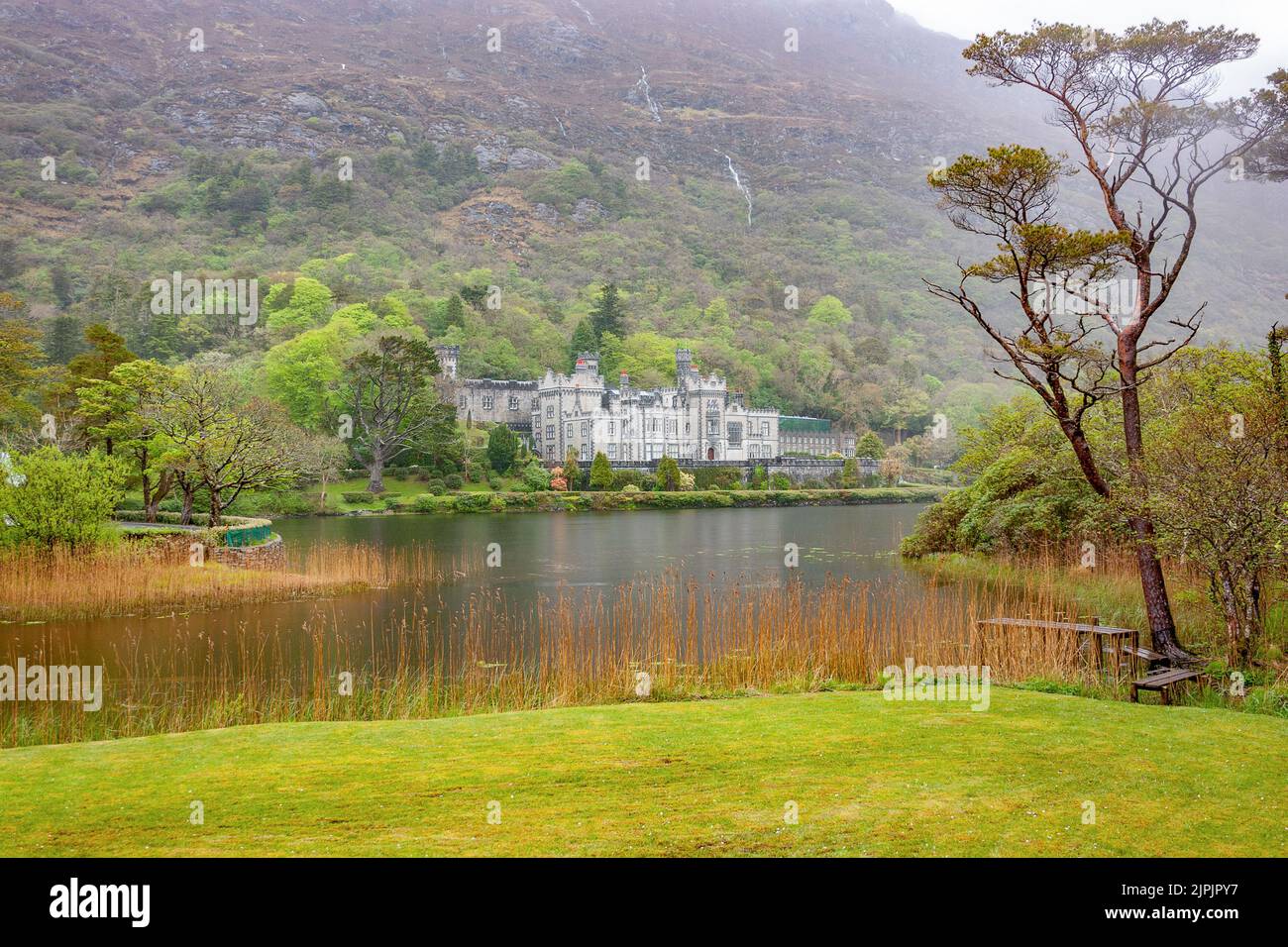 ireland, kylemore abbey, irelands, kylemore abbeys Stock Photo Alamy
