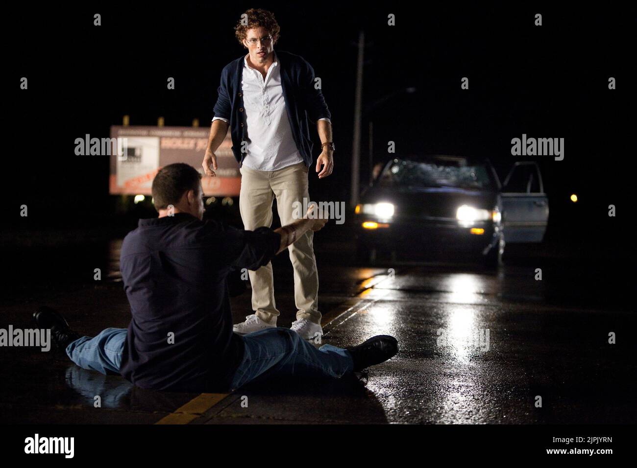 DOMINIC PURCELL, JAMES MARSDEN, STRAW DOGS, 2011 Stock Photo Alamy
