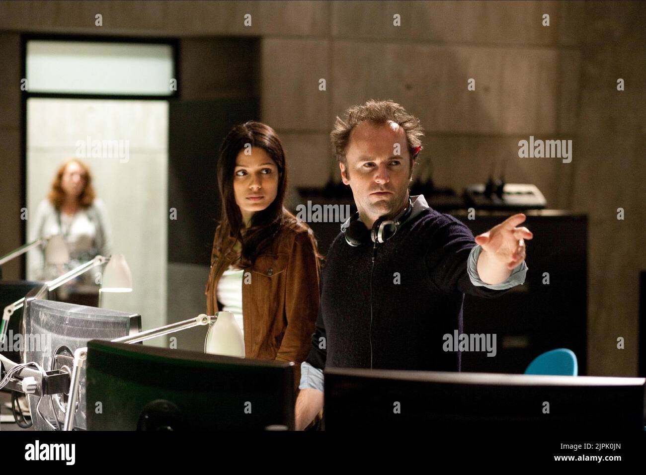 FREIDA PINTO, RUPERT WYATT, RISE OF THE PLANET OF THE APES, 2011 Stock Photo