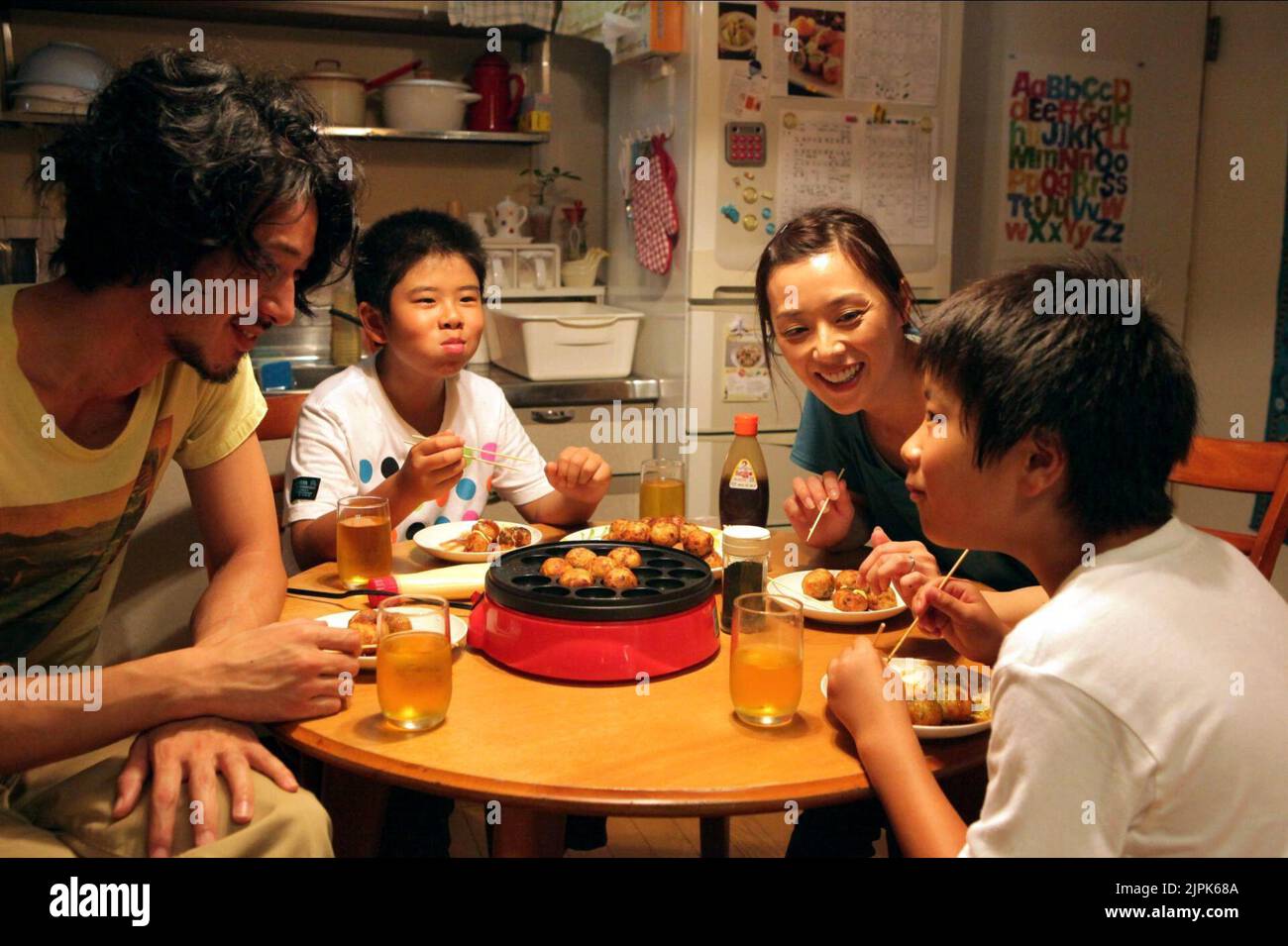 JOE ODAGIRI, KOKI MAEDA, NENE OHTSUKA, OHSHIRO MAEDA, I WISH, 2011 Stock Photo Alamy
