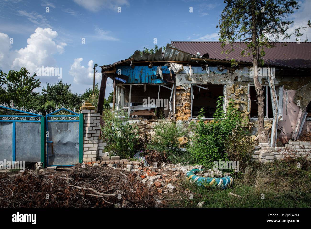 Zelenyy Hay, Ukraine. 18th Aug, 2022. A kindergarten destroyed by Russian artillery strikes seen in the village of Zelenyy Hay, Mykolaiv Oblast. As Ukrainian officials have claimed partiality to recover their territory, and launching a counter-offensive in the south axis of the country including Mykolaiv Oblast, the area has been under heavy fighting, and the liberated villages surrounding Mykolaiv city have been under heavy shelling. Credit: SOPA Images Limited/Alamy Live News Stock Photo