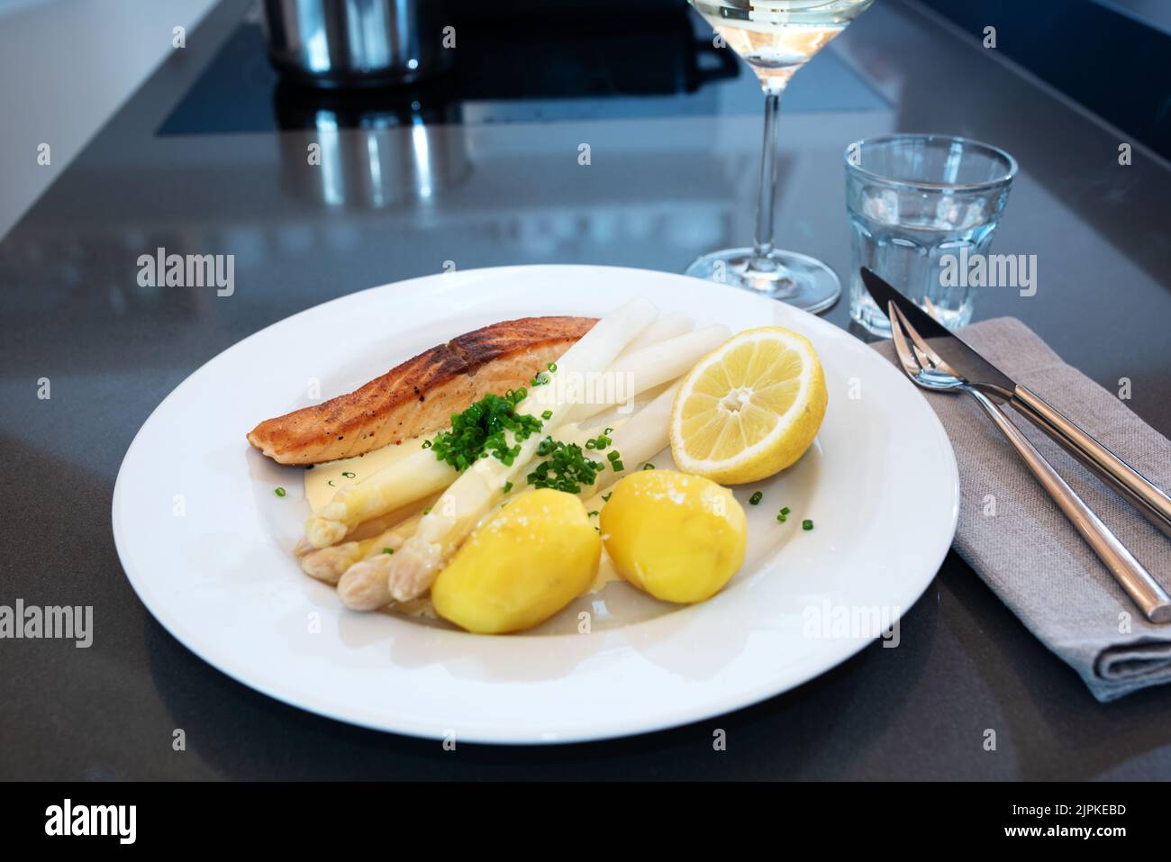 restaurant, dinner, salmon fillet, restaurants, dinners, salmon fillets