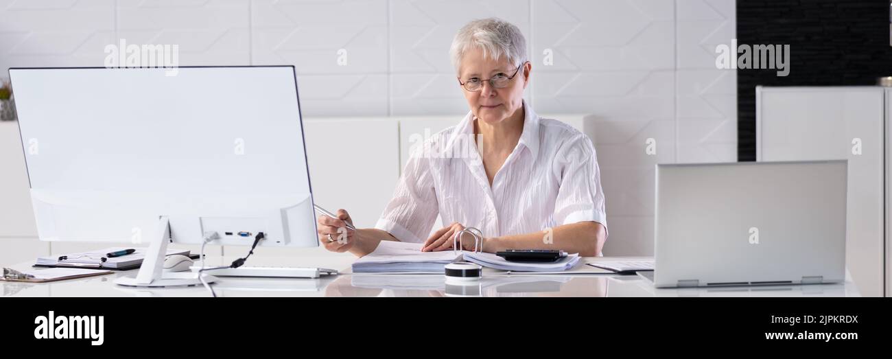 Business Accountant Using Calculator For Financial Invoice Calculation ...
