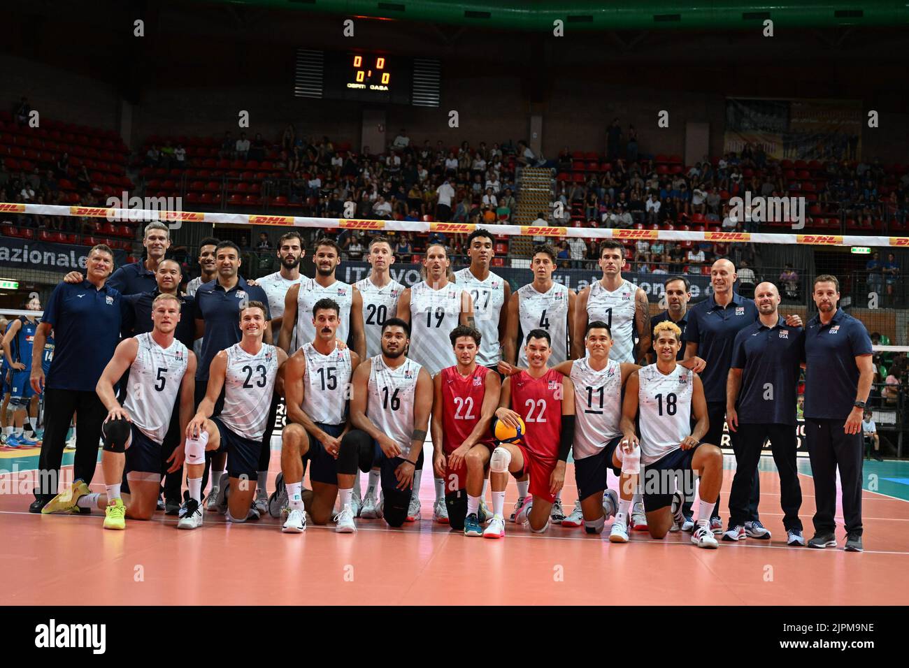 Cuneo, Italy. 18th Aug, 2022. Team USA during DHL Test Match Tournament - Italy vs USA, Volleyball Intenationals in Cuneo, Italy, August 18 2022 Credit: Independent Photo Agency/Alamy Live News Stock Photo