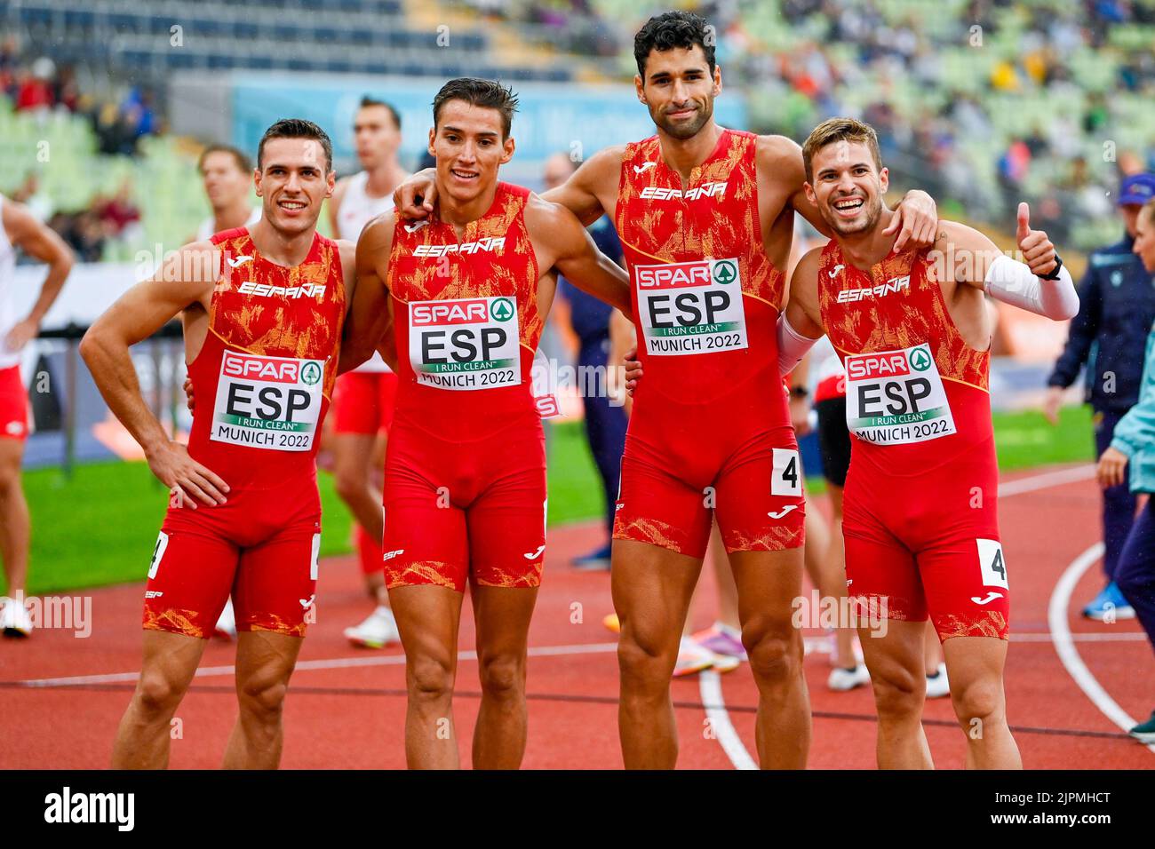 MUNCHEN, GERMANY - AUGUST 19: Samuel Garcia of Spain, Lucas Bua of Spain, Oscar Husillos of Spain and Manuel Guijarro of Spain competing in Men's 4x400m Relay at the European Championships Munich 2022 at the Olympiastadion on August 19, 2022 in Munchen, Germany (Photo by Andy Astfalck/BSR Agency) Stock Photo