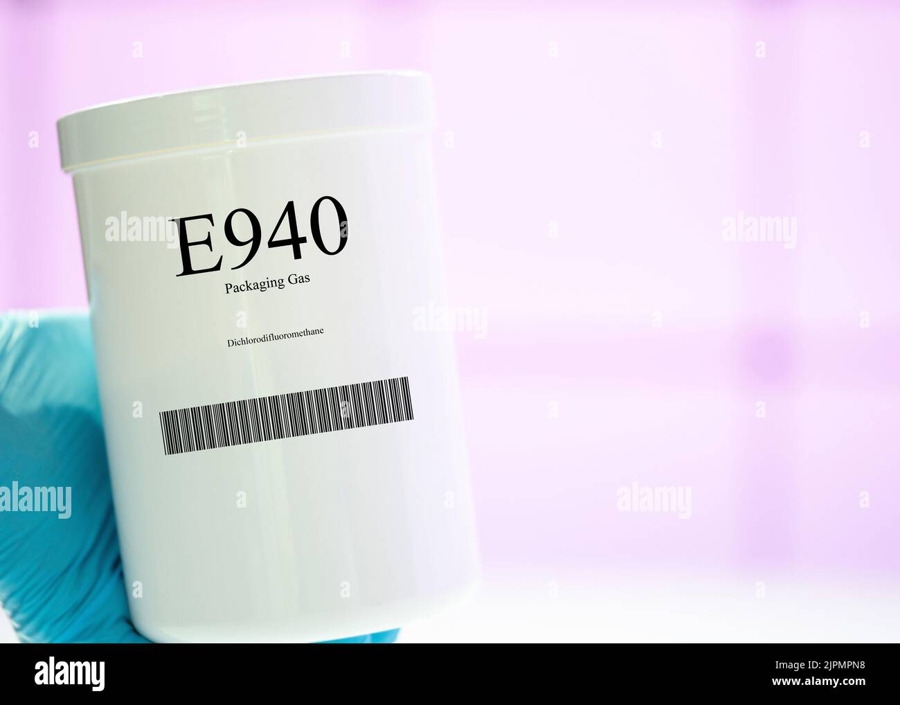 Packaging with nutritional supplements E940 packaging gas Stock Photo