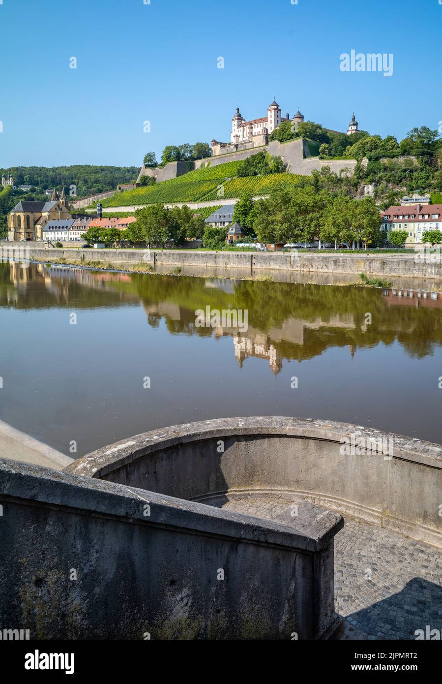 Germany, Wurzburg, the hill with the Marienberg fortress seen from the old Main Bridge Stock Photo