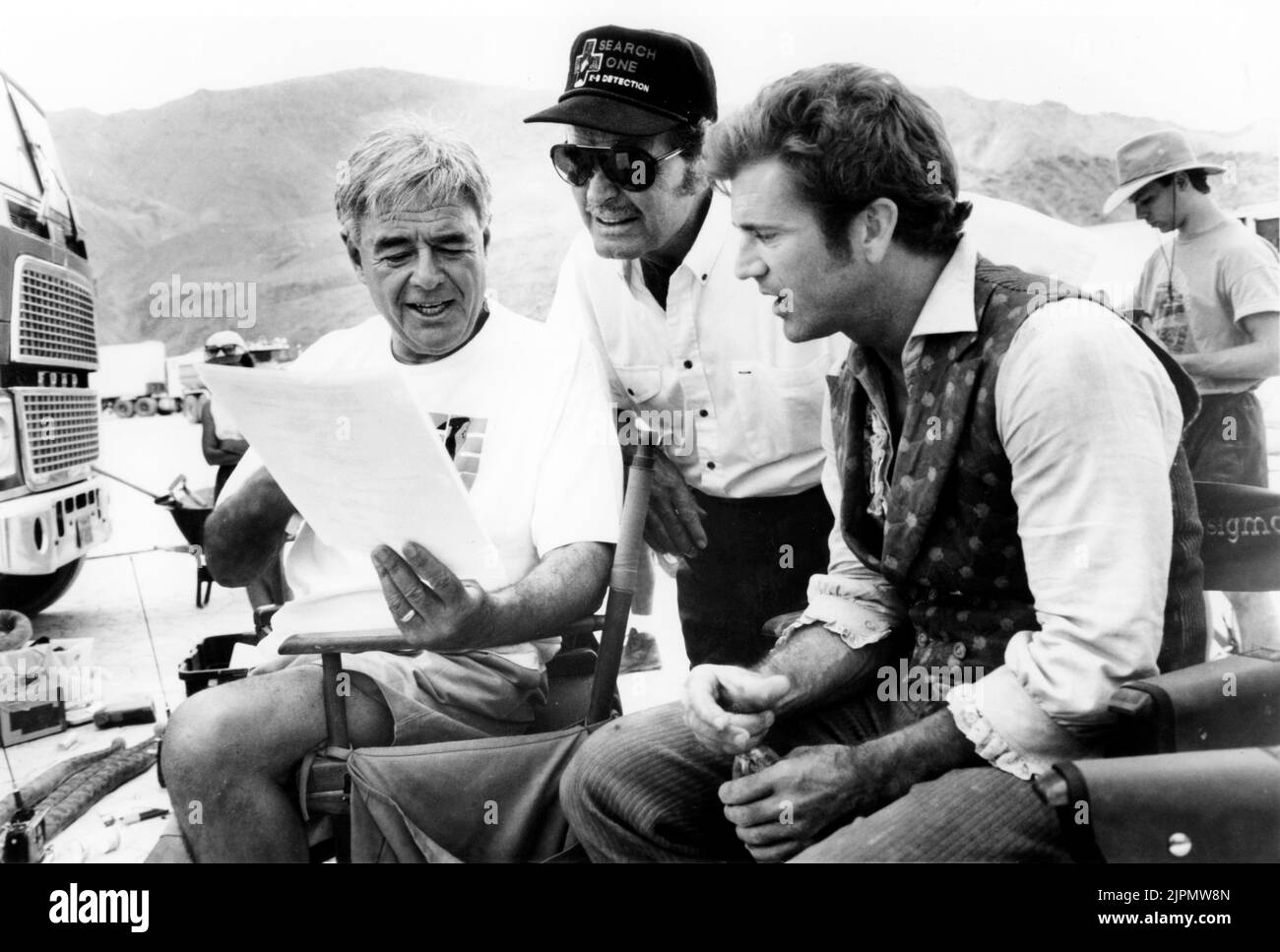 Mel gibson james garner maverick Black and White Stock Photos & Images Alamy