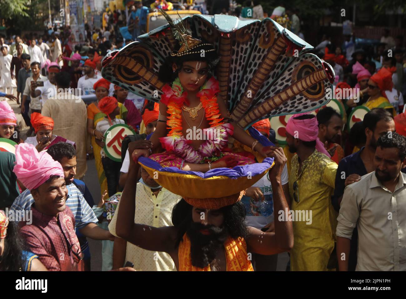 Dhaka, Dhaka, Bangladesh. 19th Aug, 2022. Hindu devotees take part in a