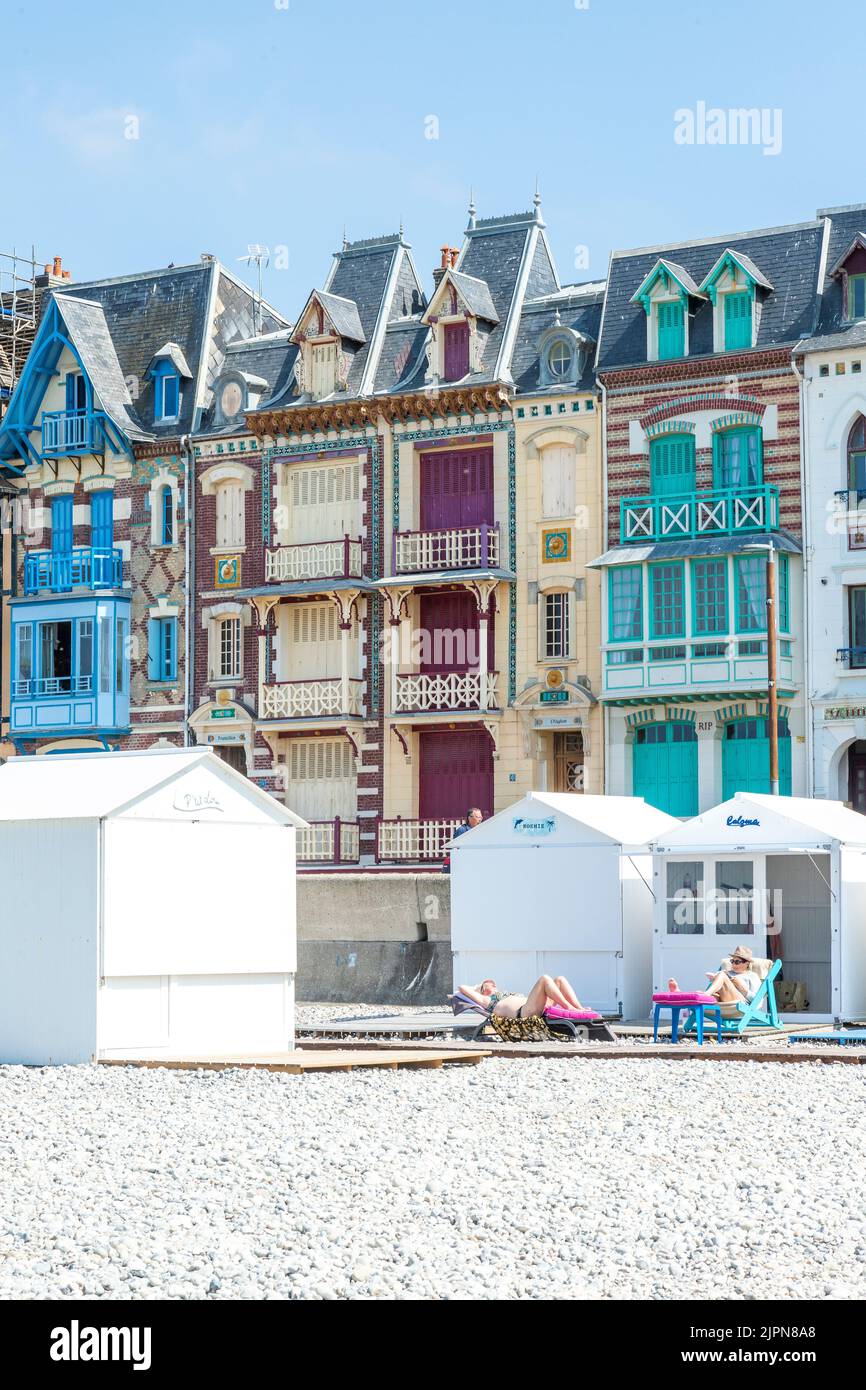 France, Somme, Picardie, Mers les Bains, beach cabins and Belle Epoque seaside villas of the 19th century // France, Somme (80), Picardie, Mers les Ba Stock Photo