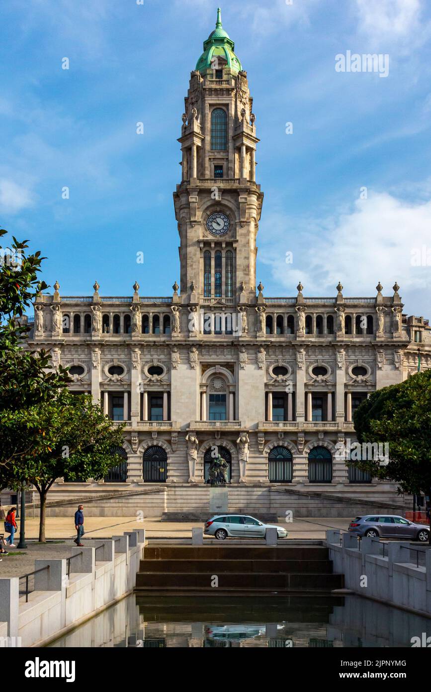 Exterior view of Paços do Concelho the City Hall in Porto Portugal designed by António Correia da Silva and opened in 1957. Stock Photo