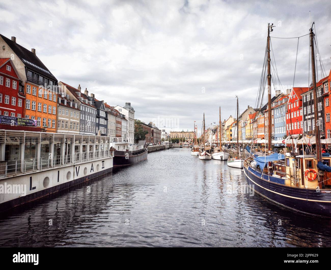 The colorful buildings in Nyhavn, Copenhagen Stock Photo