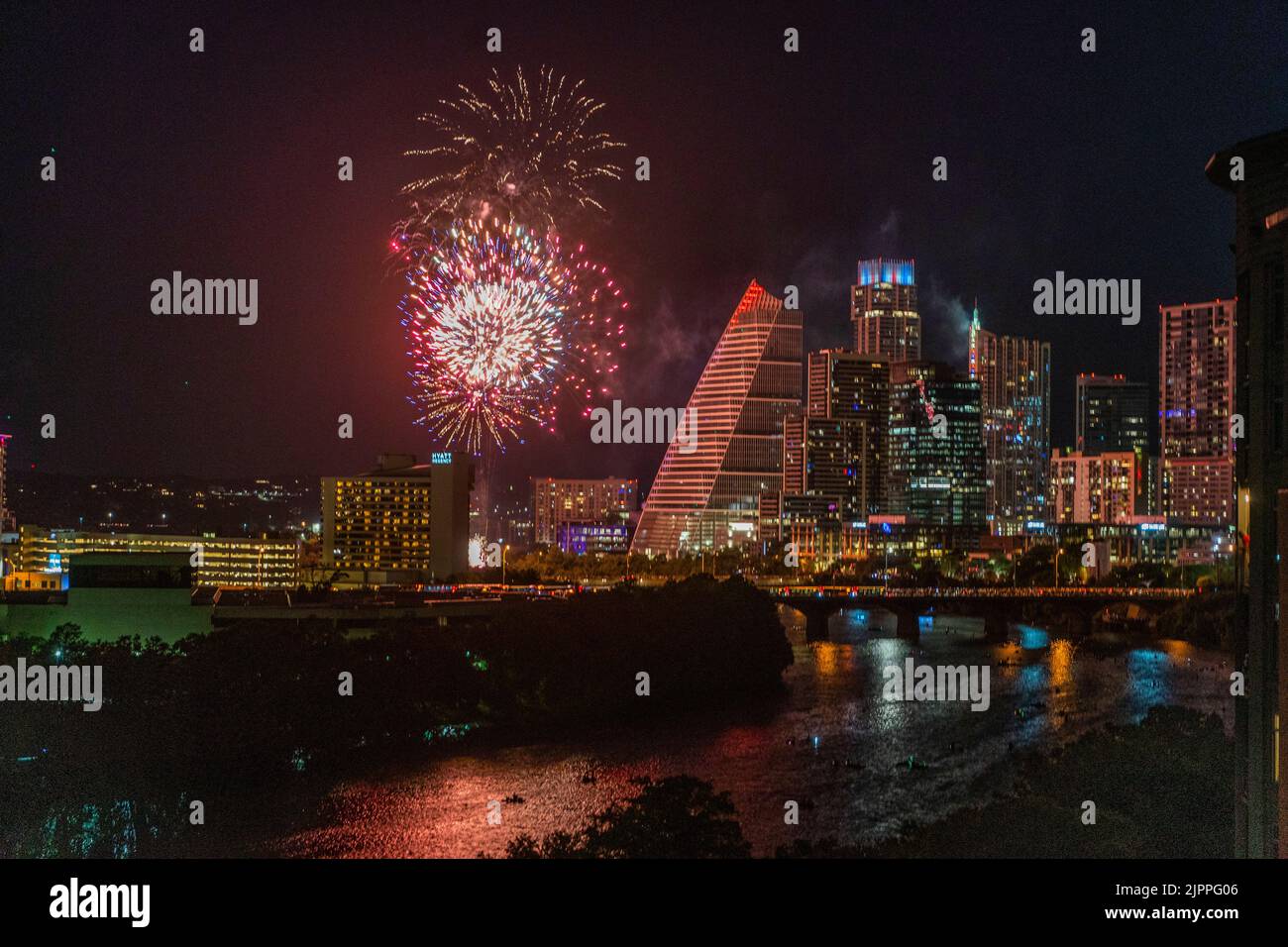 4th of july fireworks show in austin texas