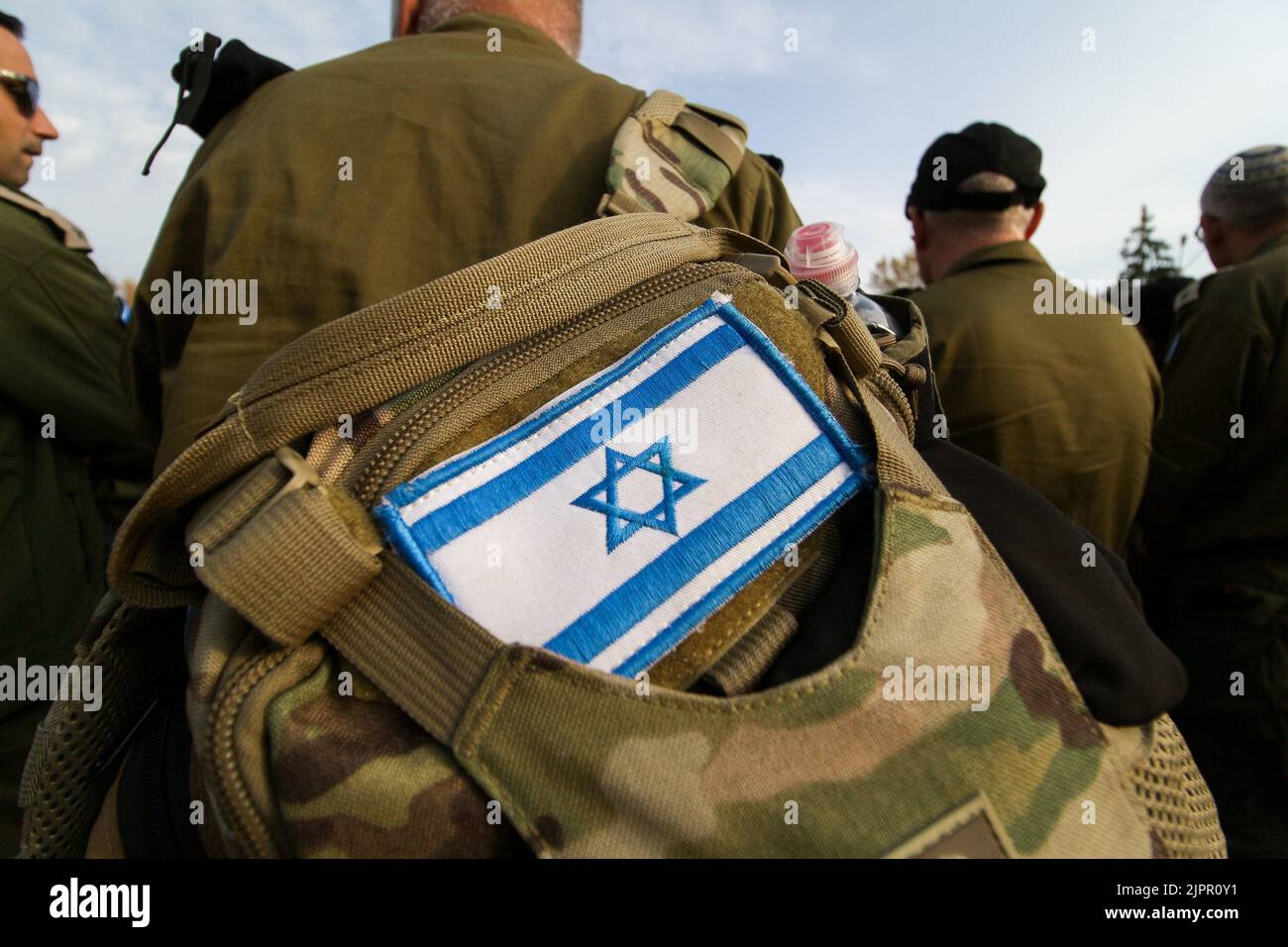 Israeli rescue teams hi-res stock photography and images - Alamy