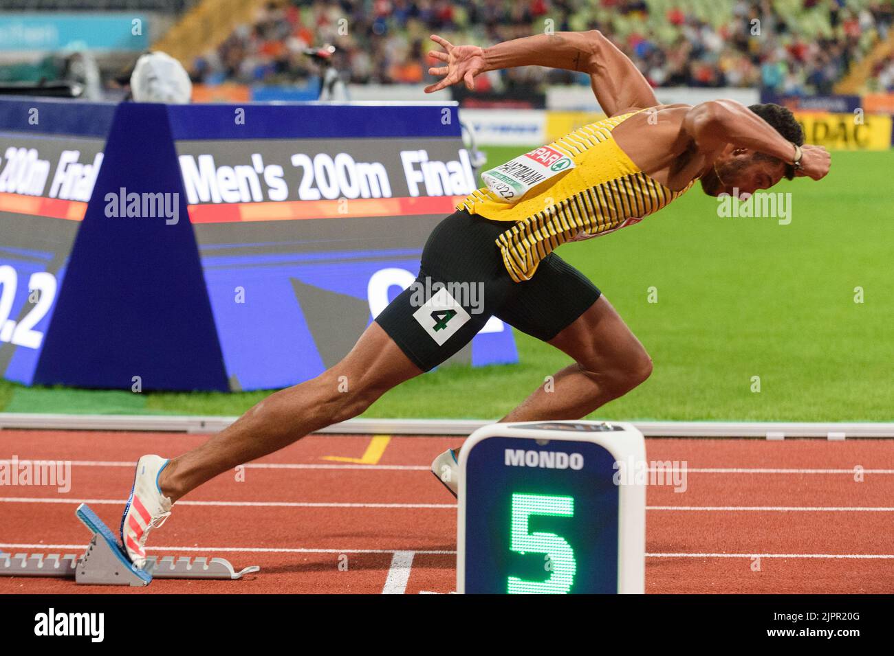 Munich, Germany. 19th Aug 2022. 19.8.2022, Munich, Olympiastadion, European Championships Munich 2022: Athletics, Joshua Hartmann (Germany) duuring the mens 200m race final (Sven Beyrich/SPP-JP) Credit: SPP Sport Press Photo. /Alamy Live News Stock Photo