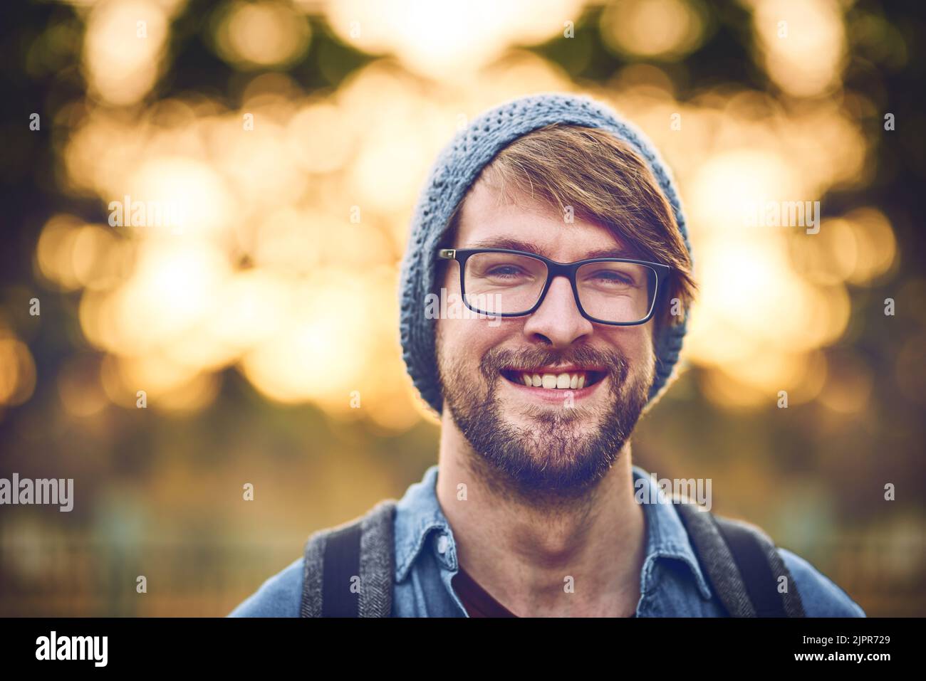 Stylish young man outdoors hi-res stock photography and images - Alamy